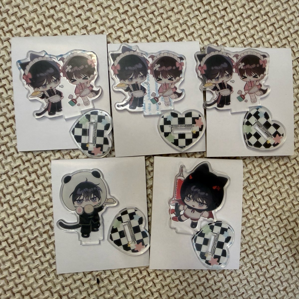 x___tr_'s tweet photo. 交換
열여덟의 침대 十八歳のベッド アクスタ アクリルスタンド

譲)1枚目画像の物
求)2枚目画像の物

郵送又は都内手渡し
難しいかと思いますがよろしくお願いします。 https://t.co/pvYO05huaD