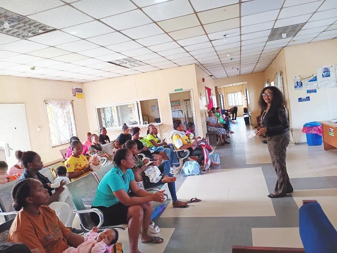 Gathsyb's tweet photo. Another marvelous time out sharing the word with the mothers today
#Reachoutworld
#thursday #outreach #wordofwisdom #RhapsodyOfRealities #GathsyB https://t.co/OkAPknC1og