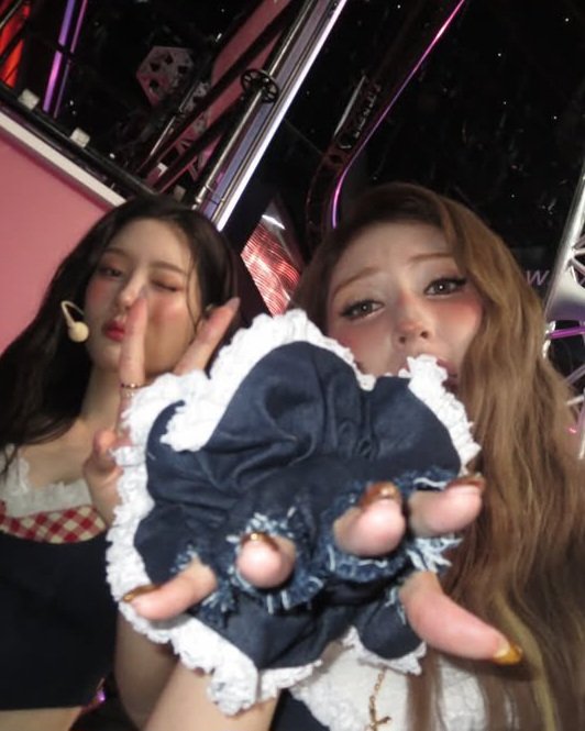jung chaeyeon files tweet media