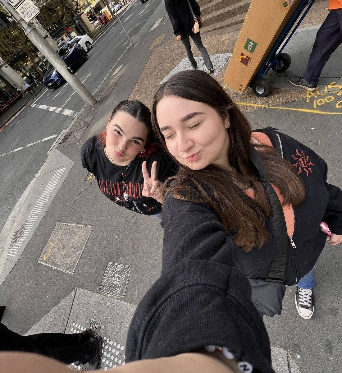 kayla ⊬⸆⸉ tweet media