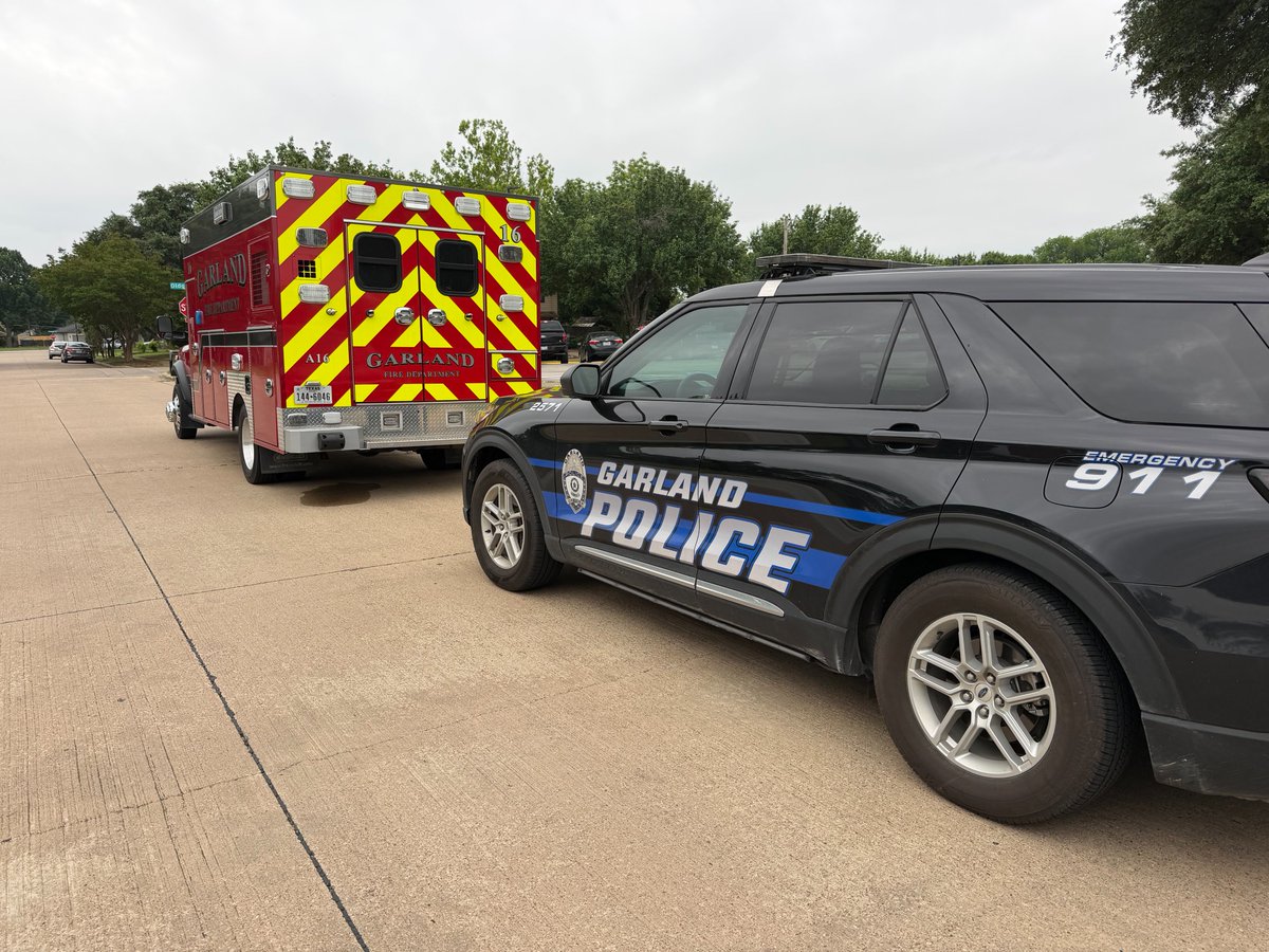 GarlandPD's tweet photo. Training days are some of the most important days. Our officers regularly train alongside our fire department during simulated emergency drills inside a school.

These realistic scenarios help us improve communication, and strengthen coordination between agencies so we can work together effectively during critical incidents.

Preparation matters. Through ongoing training and strong partnerships, we remain committed to readiness and helping keep our community safe.

#firstresponders #servingourcommunity #garlandtx
