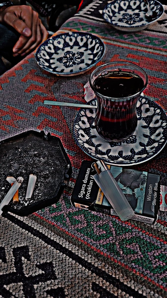 Chekdar2730's tweet photo. ☕️🚬 https://t.co/Em6eUltG5X