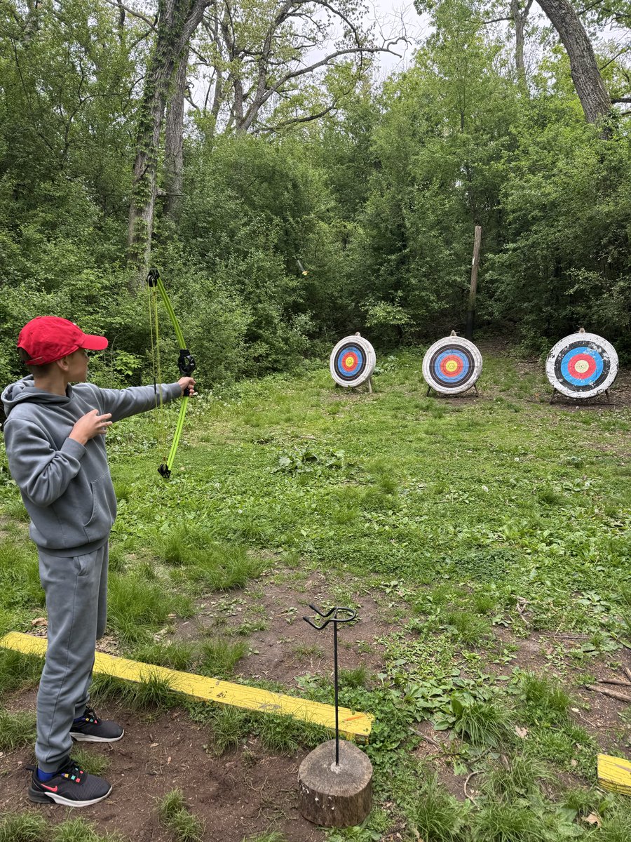 MsNordquist's tweet photo. Archery! 🏹🎯 #ivyhillleague https://t.co/wAeiBIQ5fg