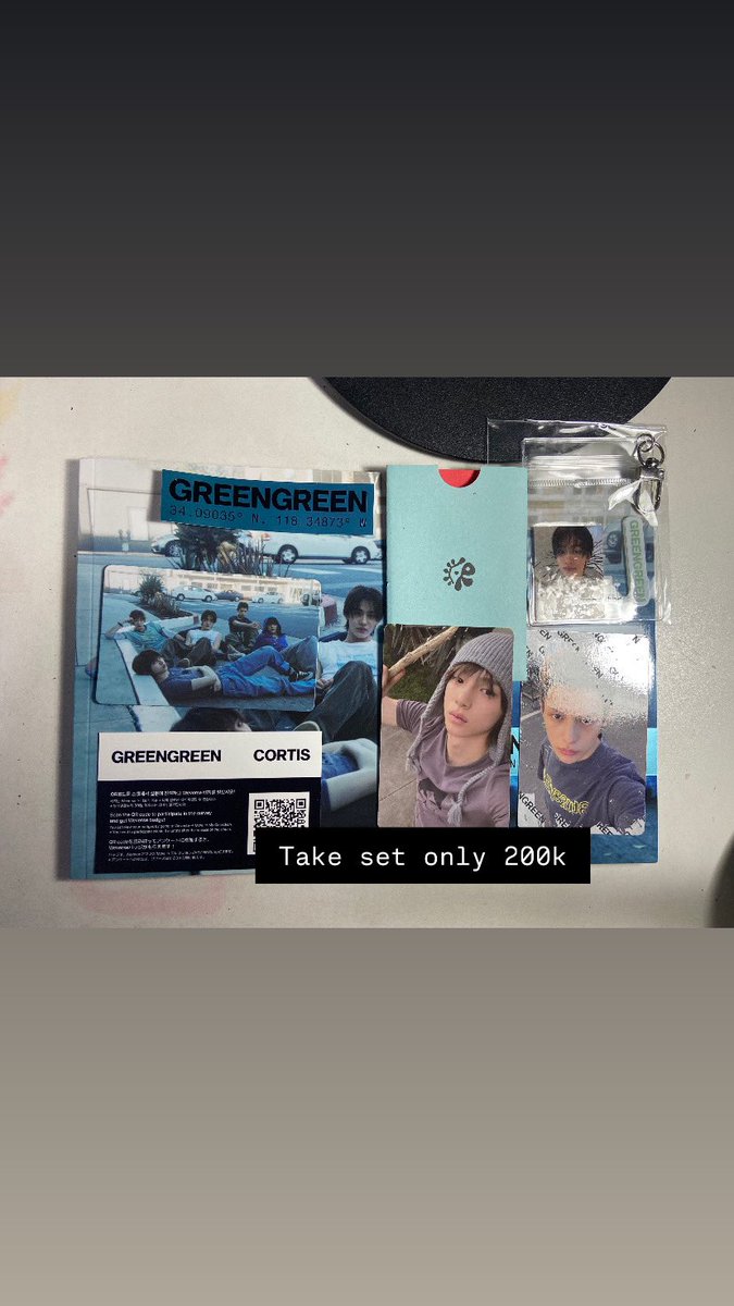 wrizng's tweet photo. Wts album greengreen unsealed

— bridge martin set 220k
— street set 200k 

t. cortis greengreen weverse album photocard martin juhoon james keonho seonghyeon https://t.co/g9CWO8eU10