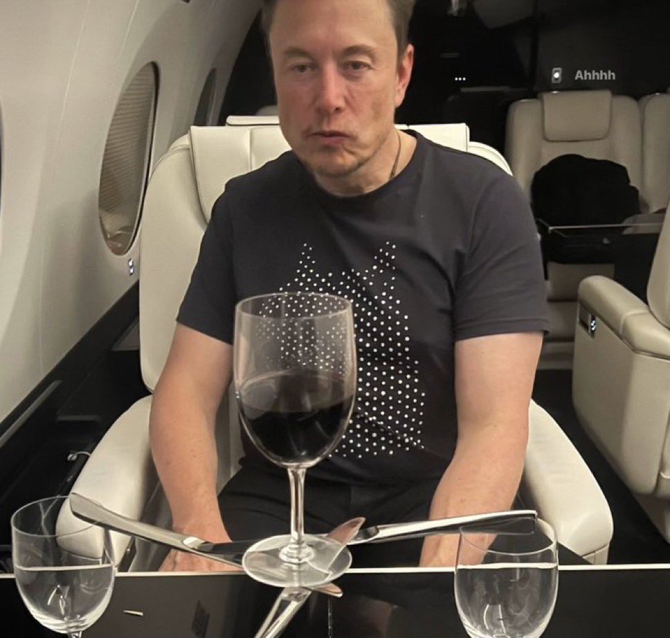 0HOUR1 tweet media