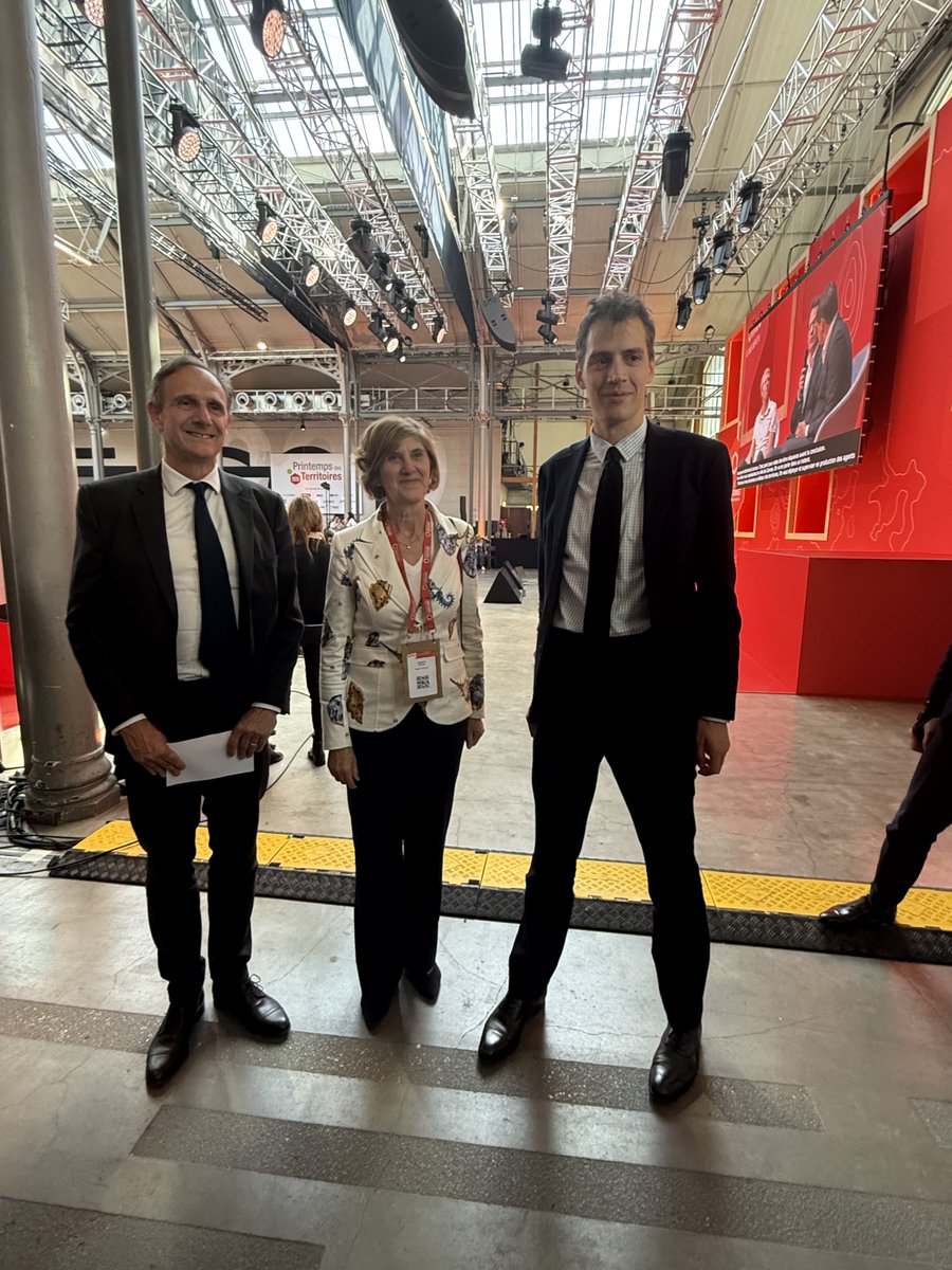 MajoriteGE's tweet photo. Notre élue @CatBELRHITI était présente au « Printemps des Territoires » organisé par la Banque des Territoires, à l’occasion de l’annonce des premiers lauréats du programme national « Territoires d’IA », conduit en partenariat avec Mistral AI.

🥇La désignation de la Région Grand Est parmi les premières collectivités lauréates constitue une reconnaissance forte du travail engagé en faveur d’une intelligence artificielle concrète, éthique et utile aux territoires. 

👏Les projets portés par la Région autour de l’accompagnement des collectivités, de la modernisation de l’action publique et de l’innovation territoriale illustrent pleinement cette ambition.