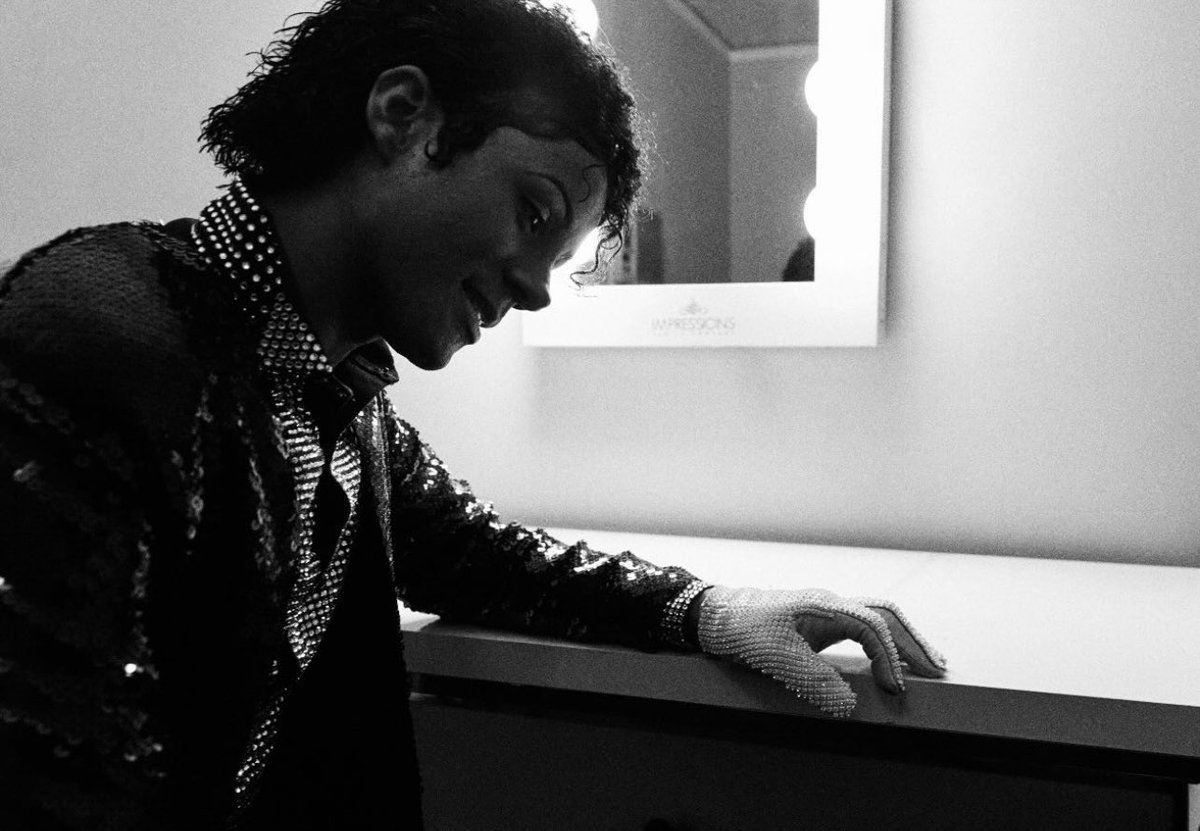 𝓥𝓮𝓻𝓸𝓷𝓲𝓬𝓪💫 | MJ fan tweet media