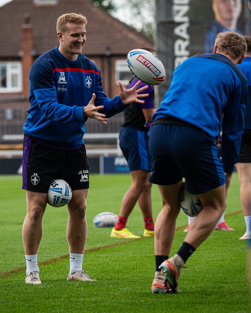 OfficialEllgren's tweet photo. All ready to take on Toulouse! 💪🔥

Partners @WTrinityRL turning up the heat before their Bank Holiday Weekend clash in the south of France 🇫🇷

#Ellgren | #WhereTheGameBegins https://t.co/hCn483n6VD