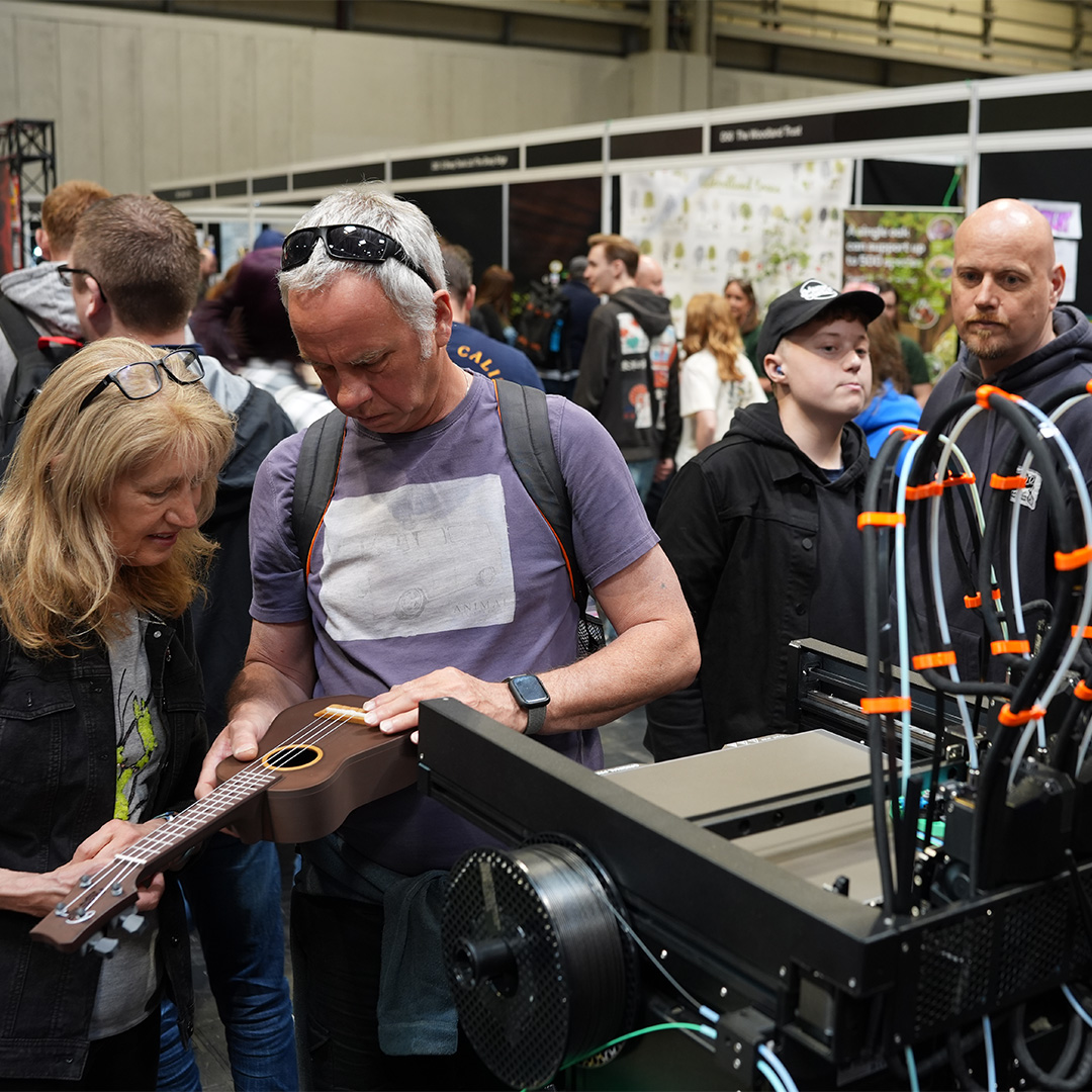 Prusa3D's tweet photo. We spent this weekend at Makers Central in Birmingham! It was nice to chat with everyone who stopped by, and we even had a few Star Wars droids from UK R2D2 Builders Club and Johnny 5 replica drop by the Prusa booth to check out our setup. 🤖 See you at the next show! 🧡 https://t.co/Jtwgv2G7Sb