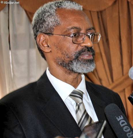 pnininahazwe's tweet photo. Homme de paix, Ambroise Niyonsaba s'est éteint à 76 ans.

Il a fait partie de la commission chargée d'étudier la question de l'unité nationale (1988-1991).
Il a représenté le gouvernement aux négociations d'Arusha (1998-2000).
Il a représenté l'UA en Côte d'Ivoire.
#Burundi https://t.co/hkQrEKqLKK