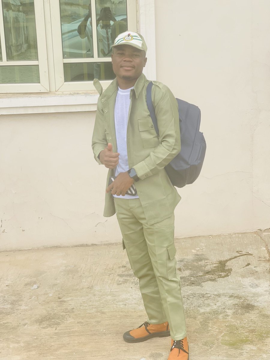 Premier💯 tweet media