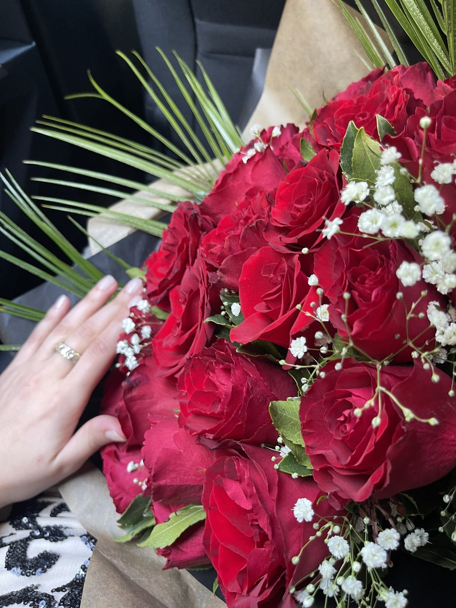 nage_eee's tweet photo. 💐👀 https://t.co/bhTvUtWo4p
