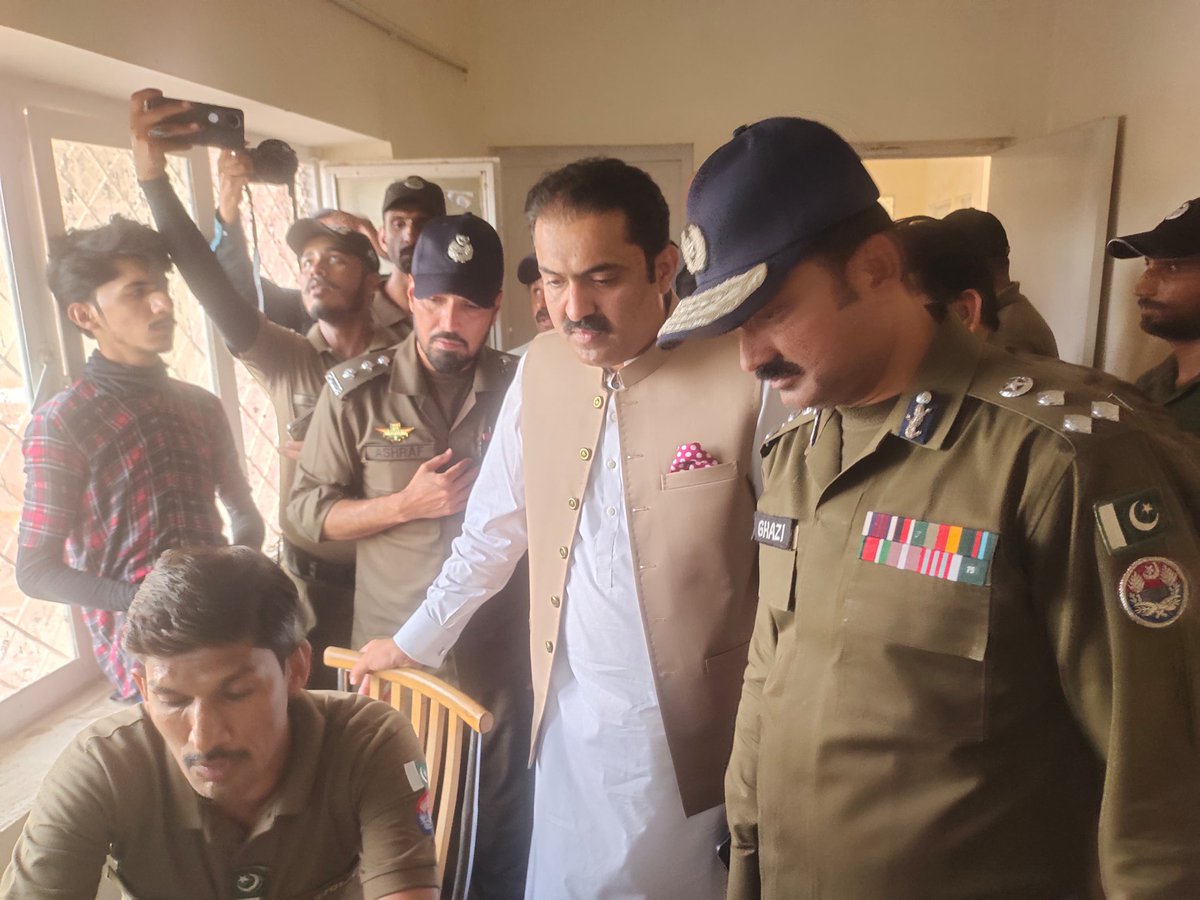 Commissioner Bahawalpur Division tweet media
