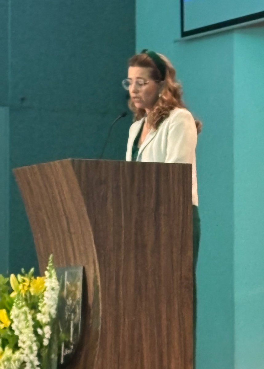 HugoSetzer's tweet photo. “La rentabilidad no está peleada con la ética. De hecho, son inseparables.” 

@rmabascal durante su toma de compromiso como presidenta de la Alianza por la Responsabilidad Social Empresarial en México @AliaRSE_Oficial https://t.co/i4suUEx0uW