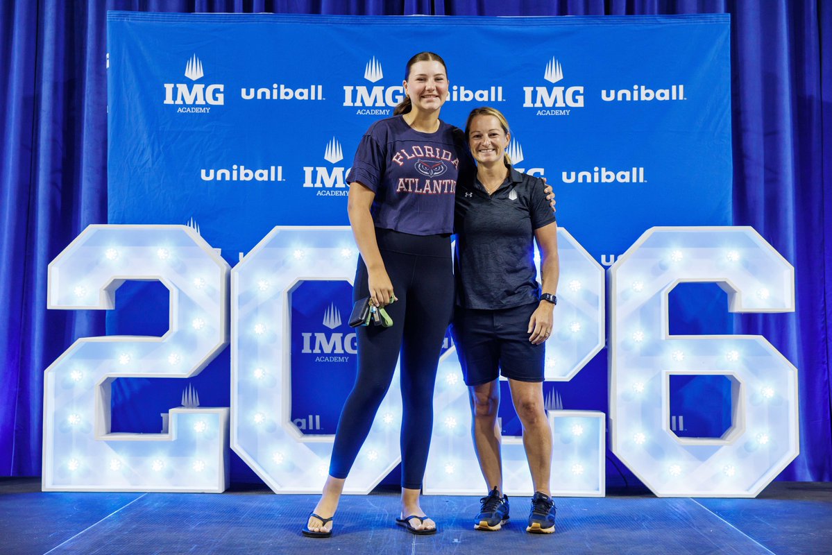 IMG Academy Softball tweet media