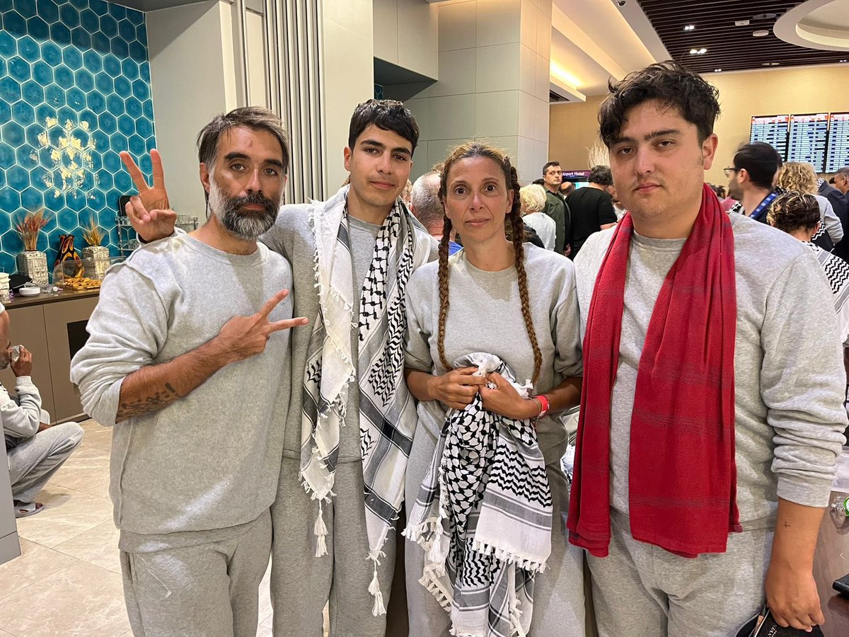 Ana María Gazmuri tweet media