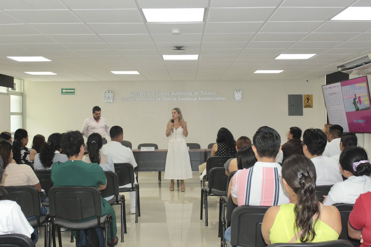SNE_Tabasco's tweet photo. Plática para Enfermeros egresados de la @UJAT para ofertar oportunidad laboral en #Alemania 🇩🇪
A las y los asistentes se les compartió información detallada sobre esta oferta de empleo en el extranjero.
#Tabasco #TrabajaEnElExtranjero #SNET #SEE https://t.co/858AgBSNHa