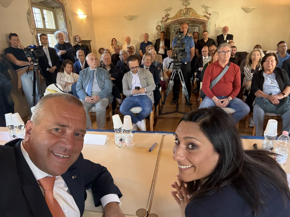 urziale's tweet photo. Il ministro Lollobrigida, il
ministro Musumeci a Trento, poi la responsabile nazionale immigrazione di FdI On. Sara Kelany in Alto Adige… una giornata da fare girare la testa per la somma di contenuti e stimoli. https://t.co/19DiAtc5D7