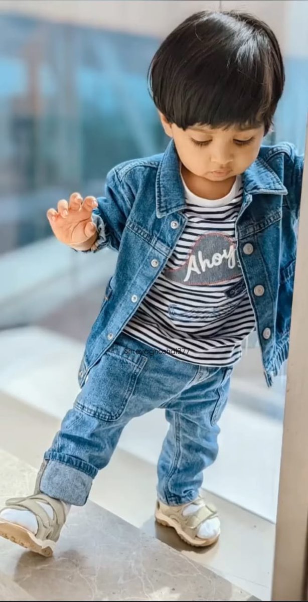 Sgian_Isher255's tweet photo. Growing up too fast! Happy Birthday to the cutest little rockstar, Devyaan! 🧸🎈⚡. We love you so much 😘 https://t.co/cgSm4TGHon