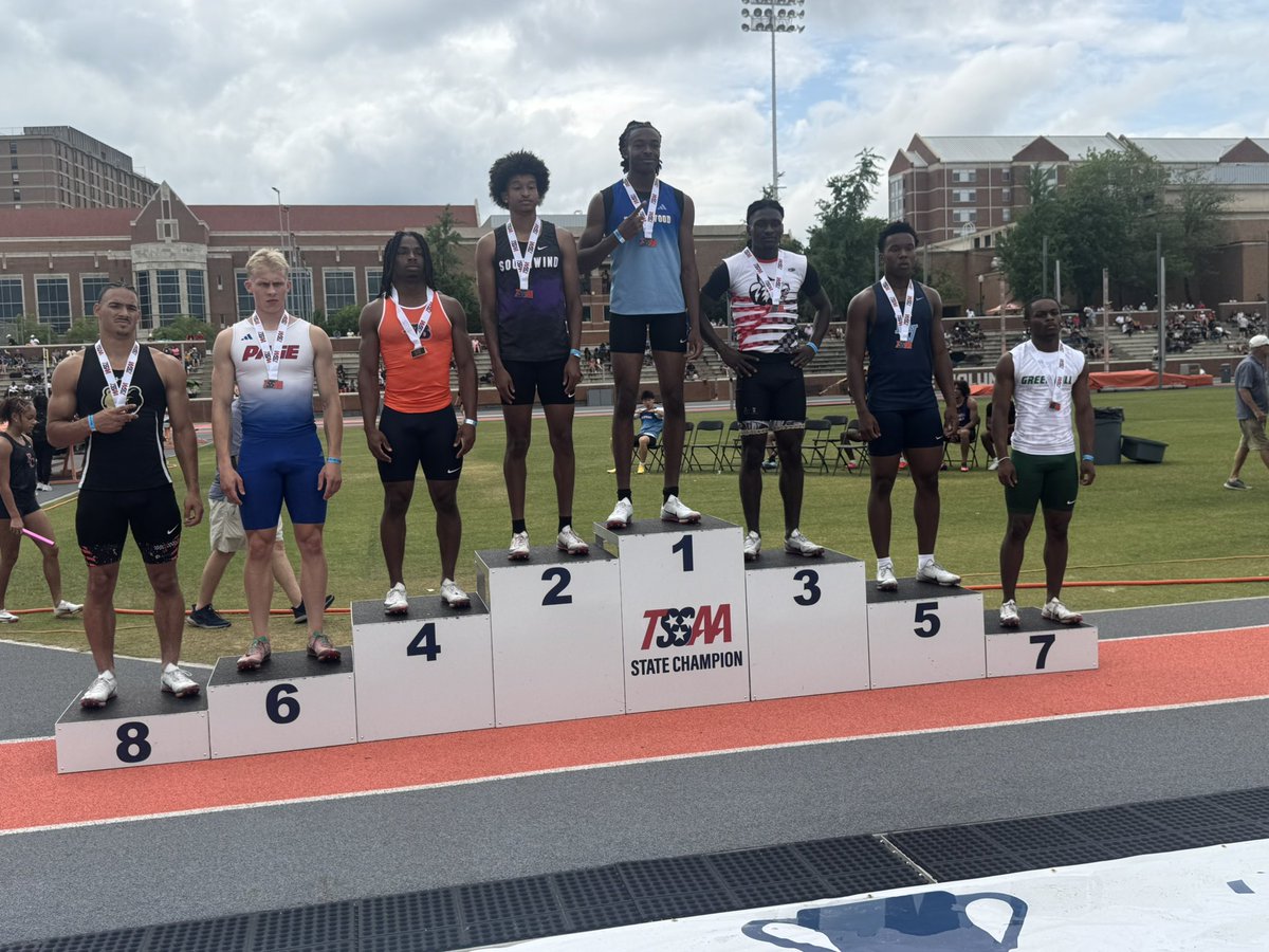 ghsportsnetwork's tweet photo. Junior Zilon Beard placed 7th in the Boys 100 Meter Dash after a good run in the first heat. https://t.co/nFUsZK6ra4