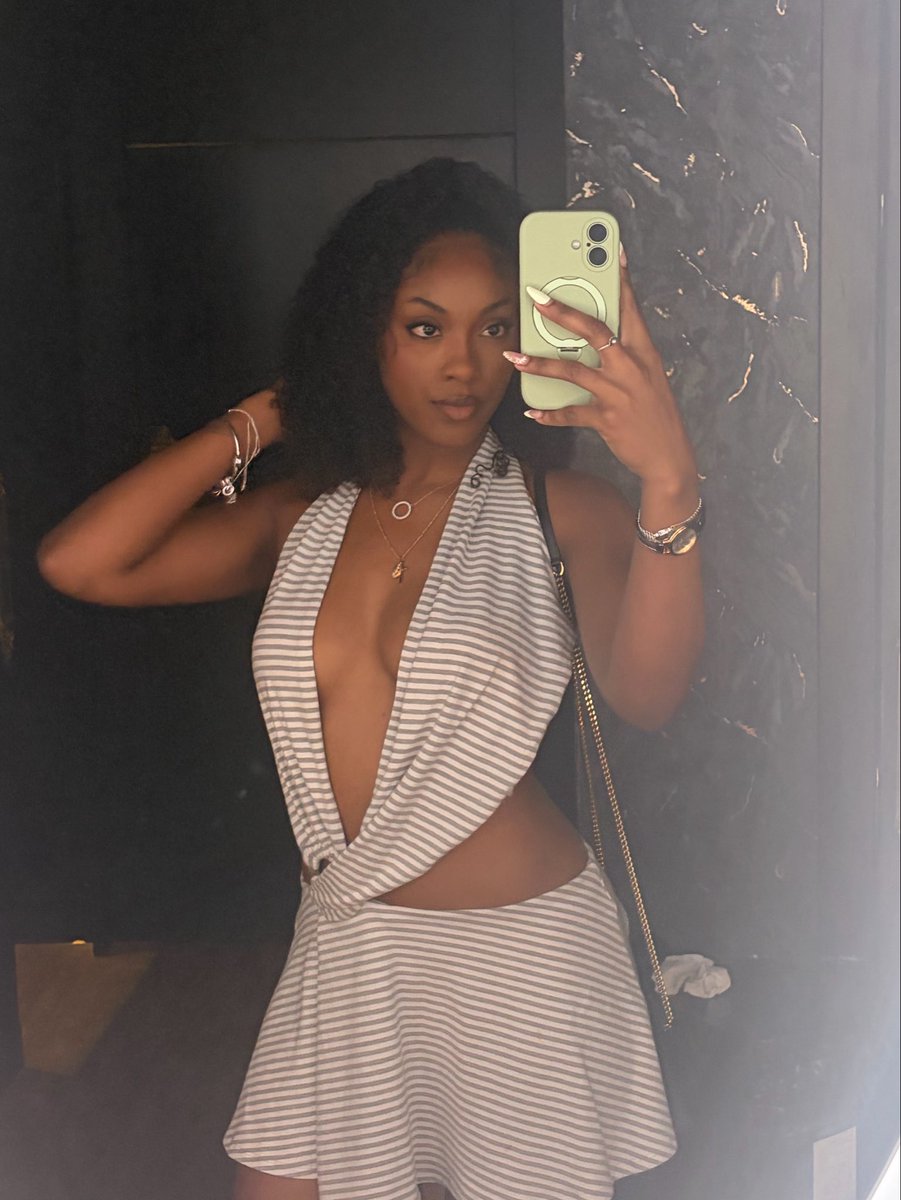 JoannaMyrie_'s tweet photo. Life lately feels good 🌸 https://t.co/zjAgcuyRmK