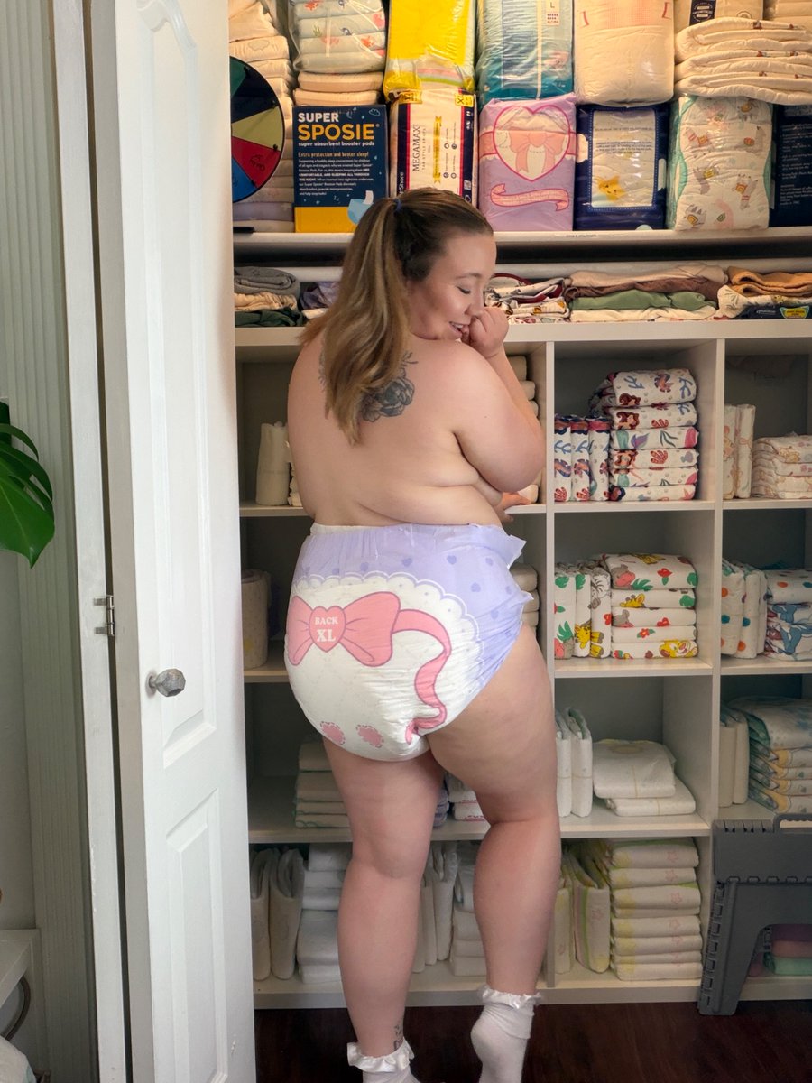 Molly Mason ☁️ Weekly Cam Shows tweet media