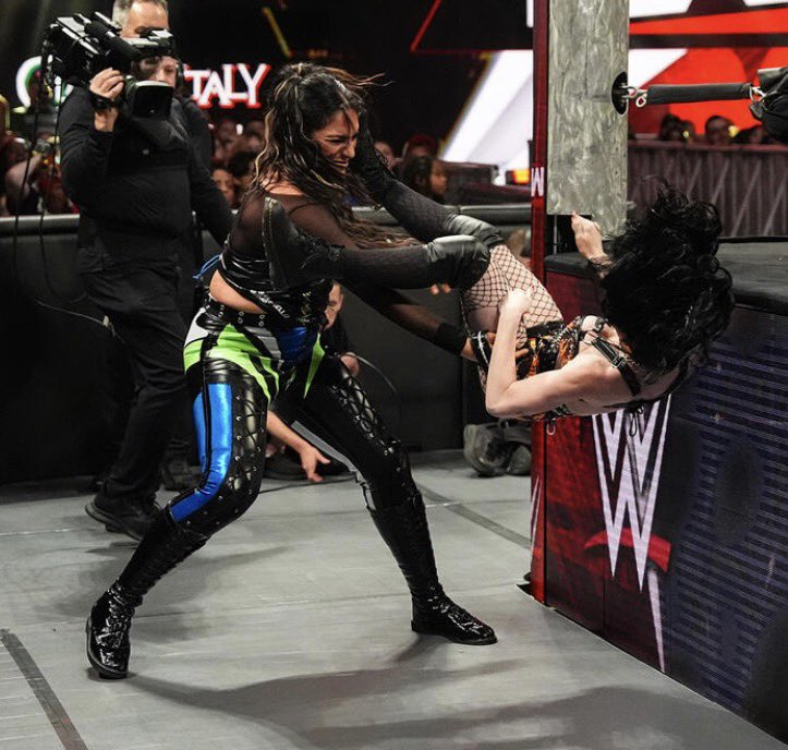 BalefulMisfit's tweet photo. these titles. How adorable. Scream Mode doesn’t die that easily. We’re not going to fold. We don’t hand over anything—especially not to a desperate clique that needs three-on-two beat downs to stay relevant. We stepped into that ring and defended these titles against Roxanne — https://t.co/Yz7oVPlxPy