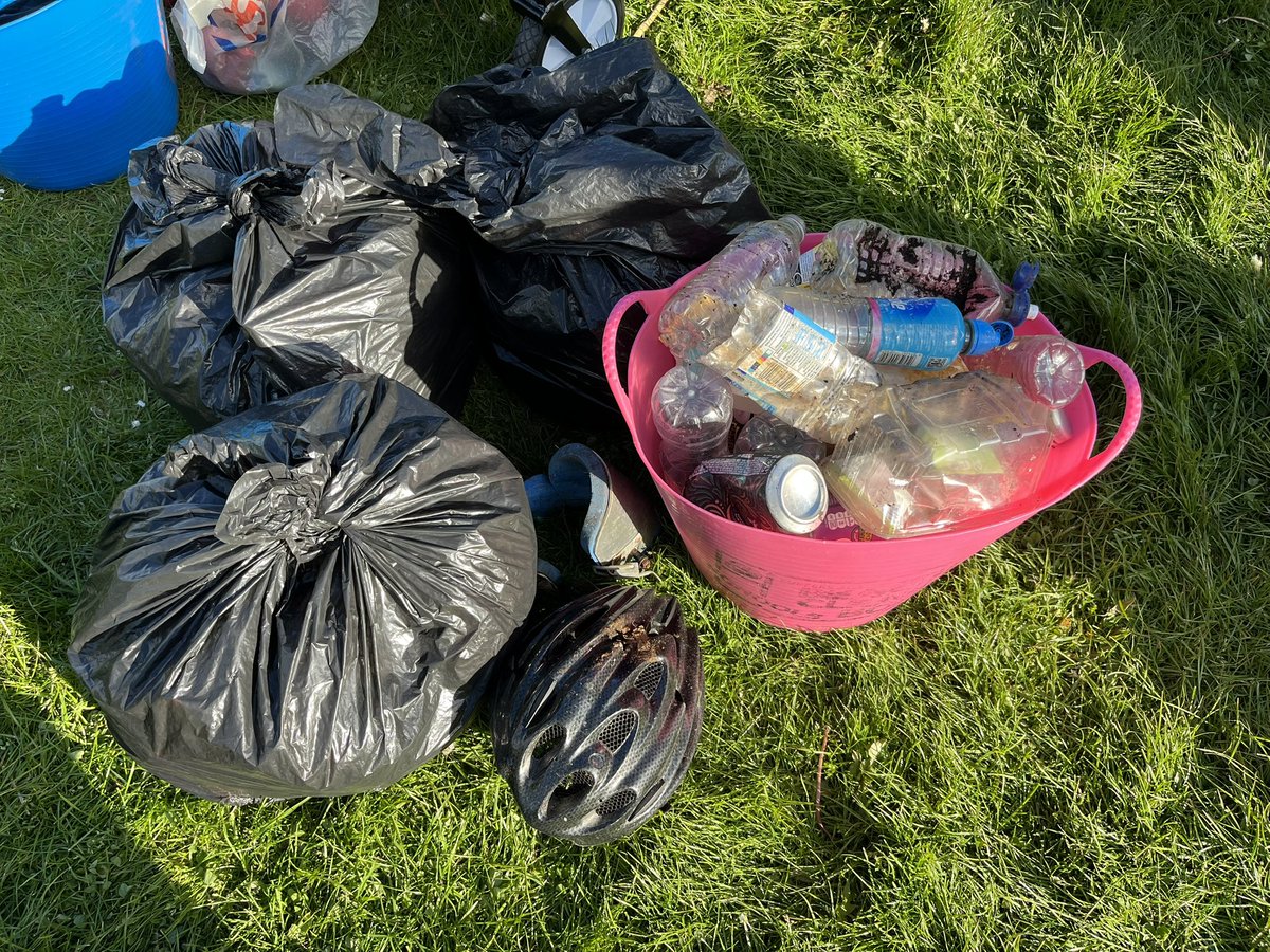 Paws On Plastic #pawsonplastic tweet media