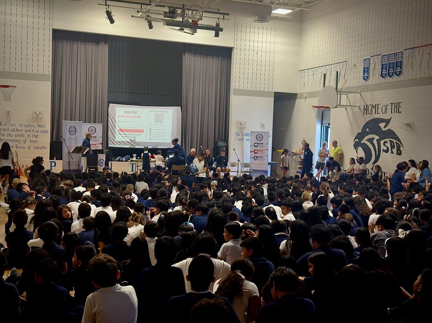 STH_HCC's tweet photo. Another amazing visit at @stpaschal_tcdsb with STH, engaging with students through hockey and discussions on teamwork, leadership, and community. Students brought great energy and participation throughout the session! #StrongerTogetherHockey #MLSEFoundation @MLSEFoundation https://t.co/7zNq3df1GE