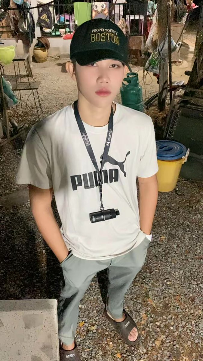 กล้องซีเคร็ท tweet media