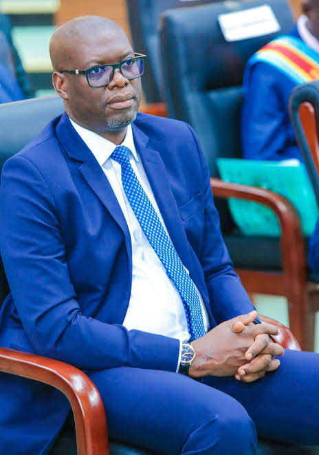 RodrigueKisula's tweet photo. #RDC: JACQUES KYABULA DÉMISSIONNE DE SES FONCTIONS DE GOUVERNEUR DU HAUT-KATANGA CE JEUDI

Selon sa lettre, Jacques Kyabula Katwe affirme quitter ses fonctions « dans un esprit de responsabilité républicaine » tout en restant disposé à servir la République sous une autre forme. https://t.co/xuXVzqJOlZ