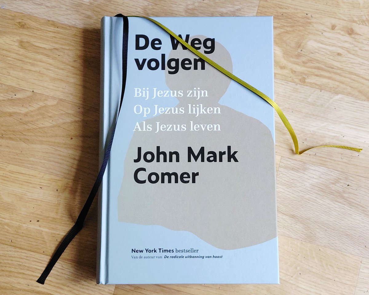 Coornstra's tweet photo. Alwéér een herdruk van (mijn vertaling van) Practicing the Way door @johnmarkcomer. Ditmaal een luxe editie, hardcover met leeslinten. Hoe chic wil je het hebben?
#boeken #spiritualiteit #vertaling https://t.co/lGhqsBuKfH