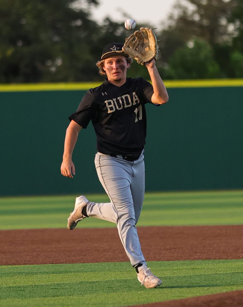 BrenlyOaks's tweet photo. Season Stats:

GP 37 / PA 138 / AB 114 / Avg .395 
OBP .493 / OPS .966 / H 45
1B 38 / 2B 6 / HR 1 / RBI 20
R 27 / BB 19 / K 8

Fielding Stats:

TC 47 / PO 45 / FPCT .957 / E 2

@CoachYager @Coach_LaRocque @coach_AB_JHS @_JaguarBaseball @canes_recruits @CAAMcQuaid @TheCanesSW https://t.co/hDnokkzWtM