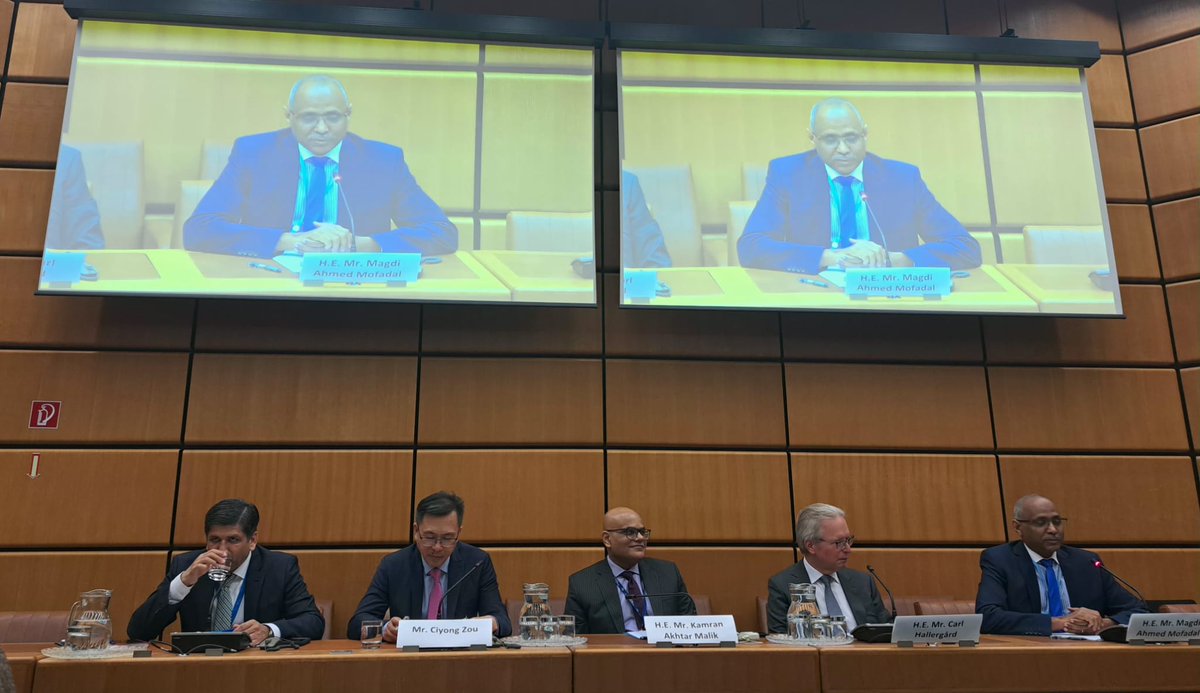 MagdiMofadal's tweet photo. Africa can not feed itself while conflicts, climate shocks, and economic crises persist. We must act together. #UNIDO #FoodSecurity
Main drivers include conflicts, climate shocks, poverty, low productivity, inadequate finance, and limited technology. https://t.co/AmYevQ06jH