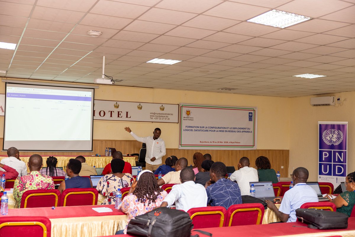 PNUDBurundi's tweet photo. ⚡Le #Burundi renforce son système de laboratoires avec le logiciel #DataToCare
Grace au partenariat @GlobalFund #C19RM, le @msp_burundi & #PNUD en collaborat° avec SAVICS, une format° des laborantins des structures sanitaires & du niveau central du #MSP s’est tenue les 19-20 mai https://t.co/UQWgTiTdp9