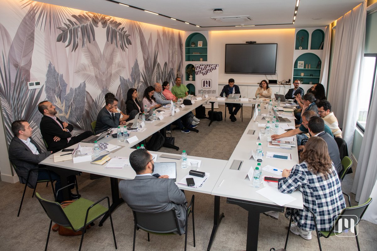 ILahrich's tweet photo. Retour à chaud sur le #Migration Policy Forum organisé par @MIPAInstitute &amp; @hbsRabat. Ce qui frappe d'emblée : le débat migratoire reste structurellement aveugle à ses propres conditions de possibilité. Quatre angles permettent de comprendre pourquoi. 🧵 https://t.co/WgnobIUiqh