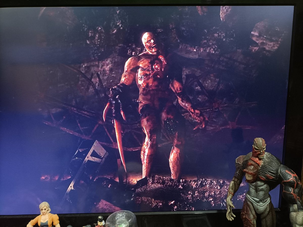 Demoncrowley09's tweet photo. Despues de años regreso a jugar resident evil 0, donde todo empezó @RE_Games
Es una pasada de juego, lastima lo de no tener baúl y tener que dejar todo por el suelo. 
#residentevil30 #residentevil #residentevil0 #residentevilzero #rebeccachambers #billycoen https://t.co/LHuxl9mCDN