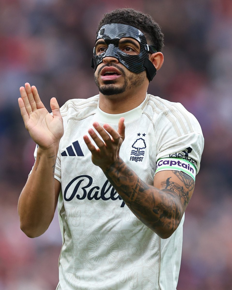 TrentEndRed01's tweet photo. No one else will love or appreciate him like we do. Robbed. England’s loss. https://t.co/S232AH7fTh