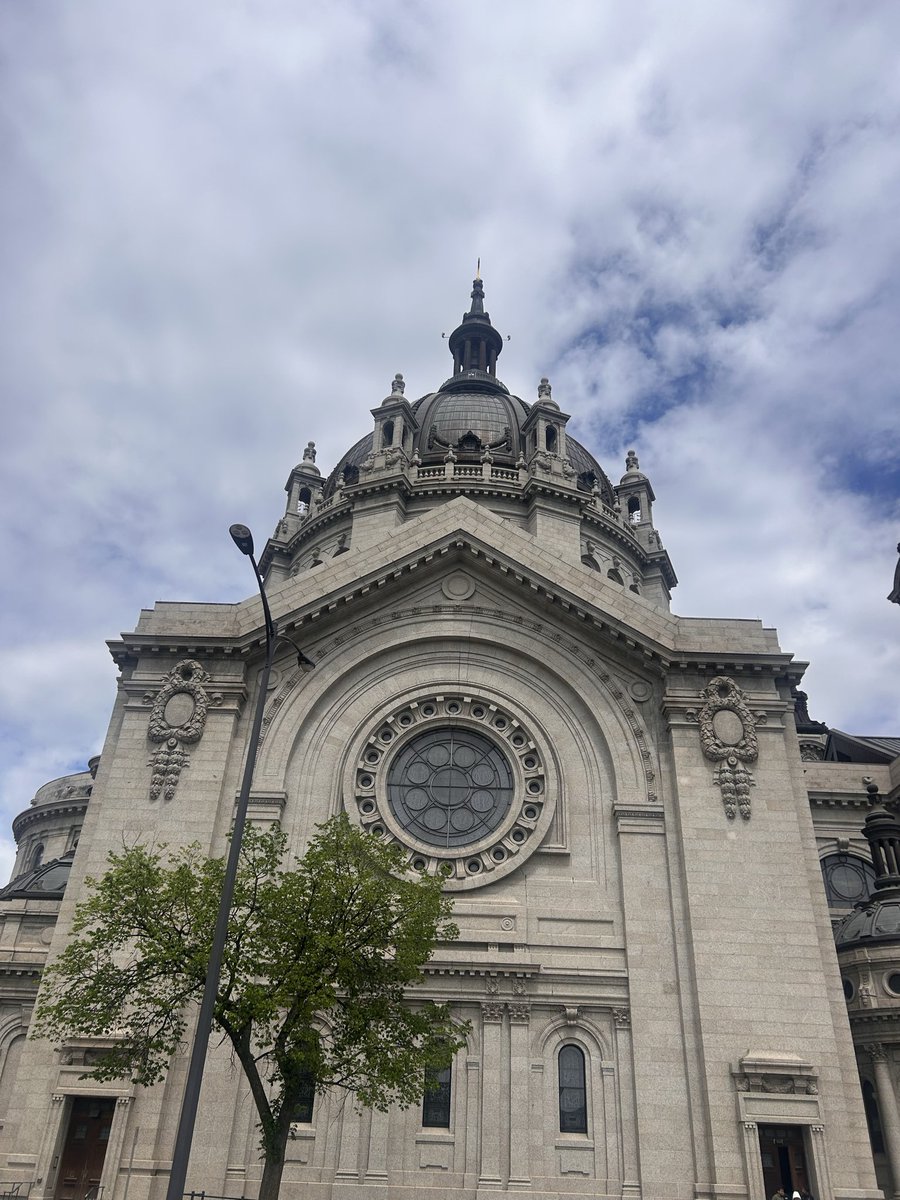 ThinkerCatholic's tweet photo. O Lord of Hosts,
How lovely are thy dwellings.
My soul longs
For the courts of the Lord. https://t.co/6rWVkyhNcI