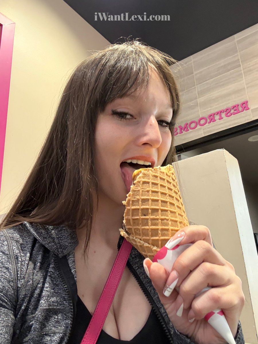 Lexi Luna™️ tweet media
