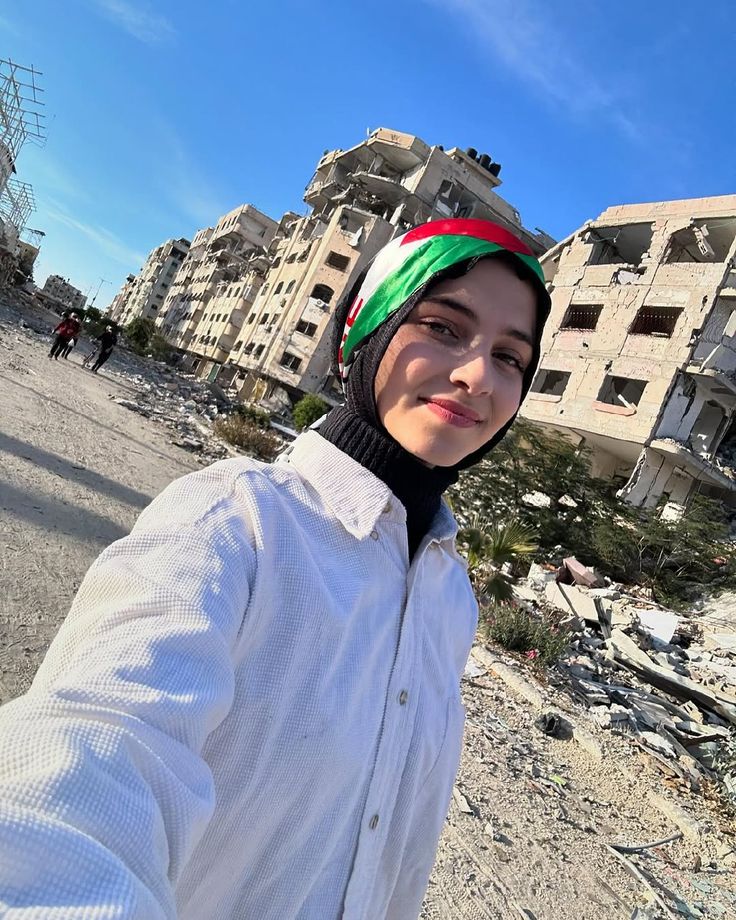 MiddleEast Live tweet media