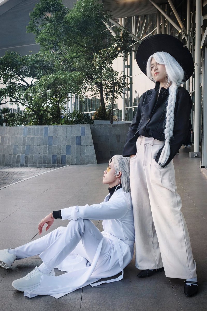hashinoru's tweet photo. X and Queen on ICE BSD✨
#TBHX
#TBHXコスプレ
#HeroX
#HeroQueen https://t.co/cWQj0Ww0Og