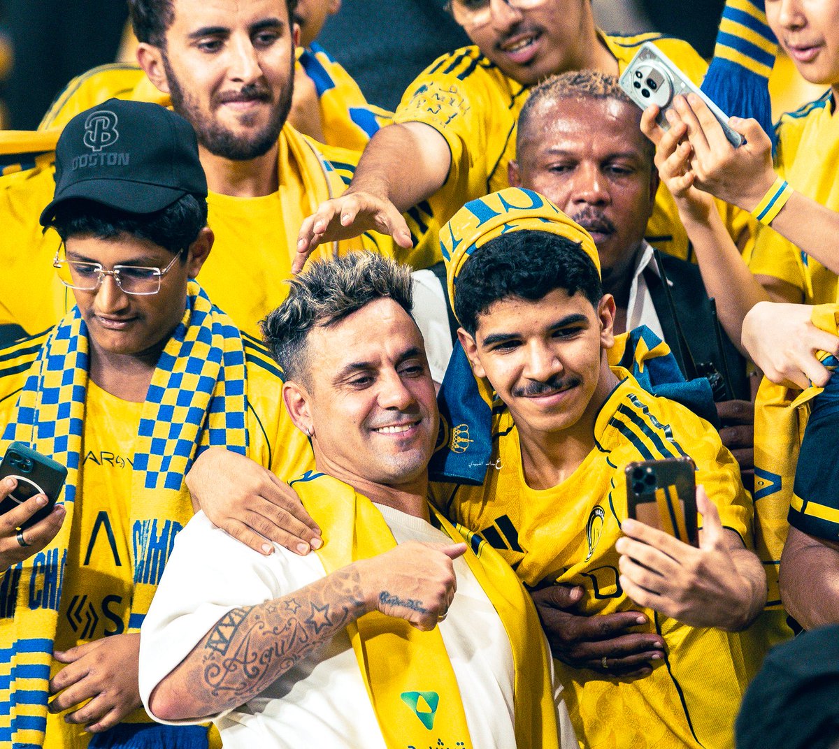 NFC_9V's tweet photo. 🚨🚨🚨🎙️- فابيان :

عندي حب وانتماء لنادي النصر 

لعبت مع النصر قبل 11 سنة لكني لازلت احبه

النصر هو عشقي الأبدي 😰🔥

🤩🤩🤩🤩🤩🤩💛💛💛💛💛💛💛🔥🔥🔥

 #النصر_ضمك https://t.co/6ypSiXGr6q