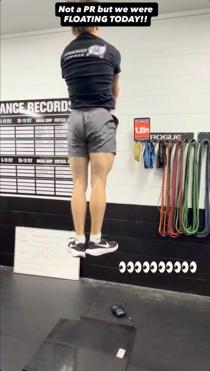 BDavie23's tweet photo. Thanks @Coach_TWebb for the vertical leap shout out and video today!  @perkinsstrength @FootballPerkins https://t.co/8gnPApn3vU