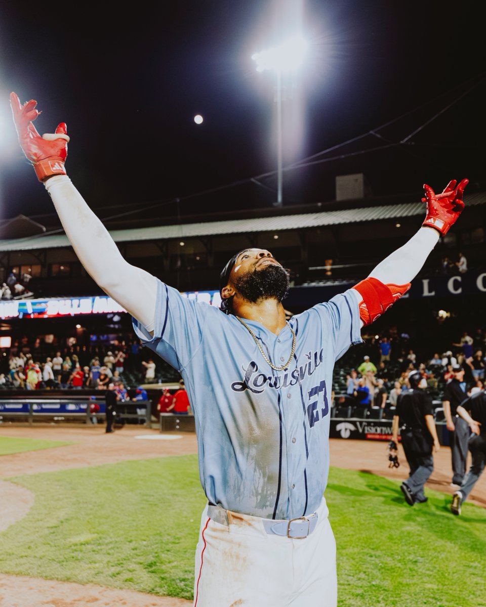 Louisville Bats tweet media