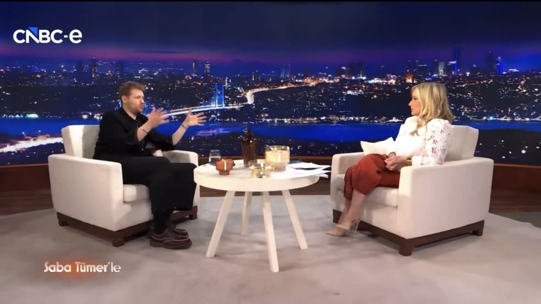 Televizyonun kalbi tweet media