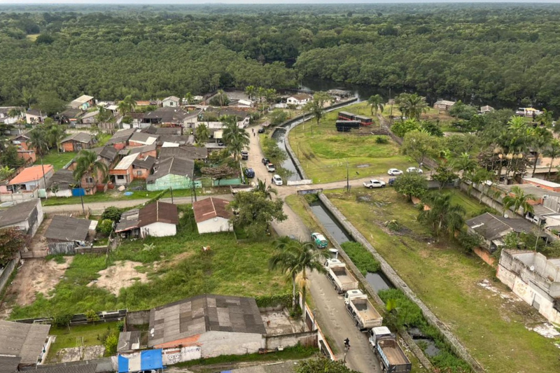 MPF_PRPR's tweet photo. MPF participa da 33ª fase da Aifa em Paranaguá (PR). Demolições, retirada de resíduos, notificações e resgate de animal marcaram a ação no bairro Labra
https://t.co/F90DPaYpWf https://t.co/Kxx6LP3Ono