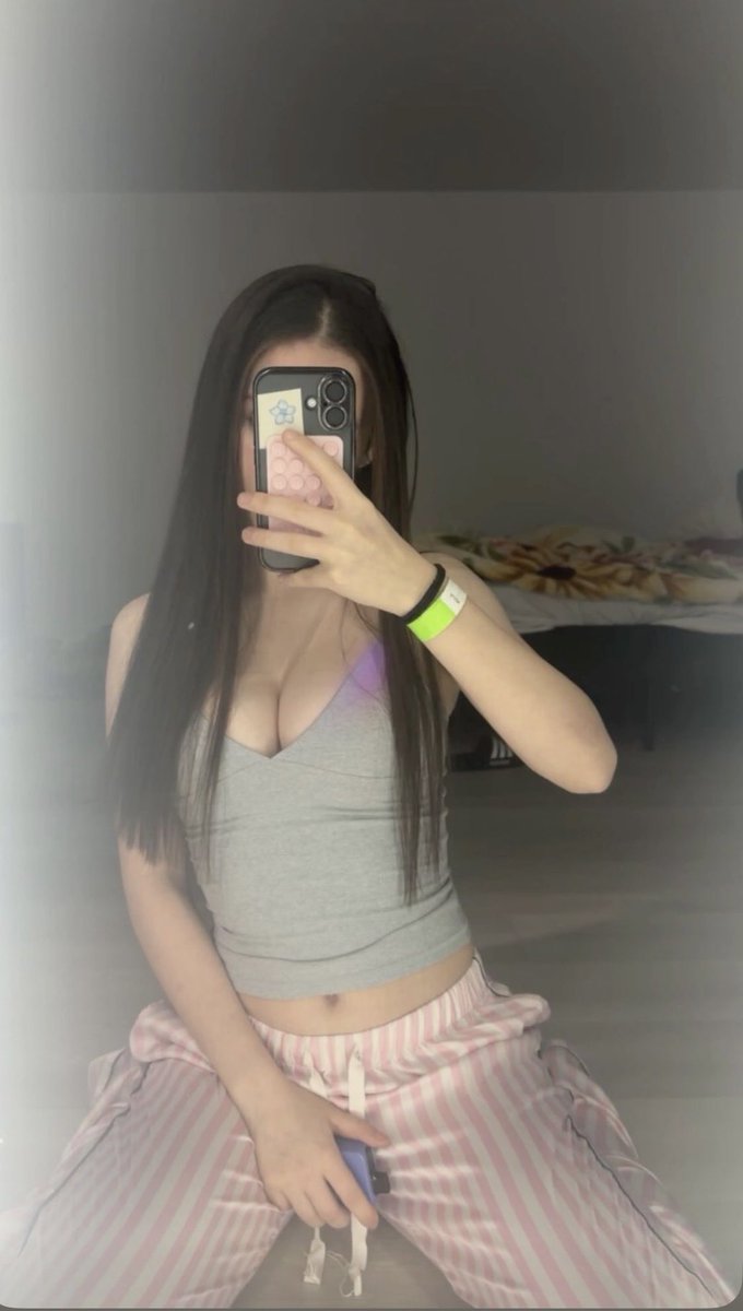Ava tweet media