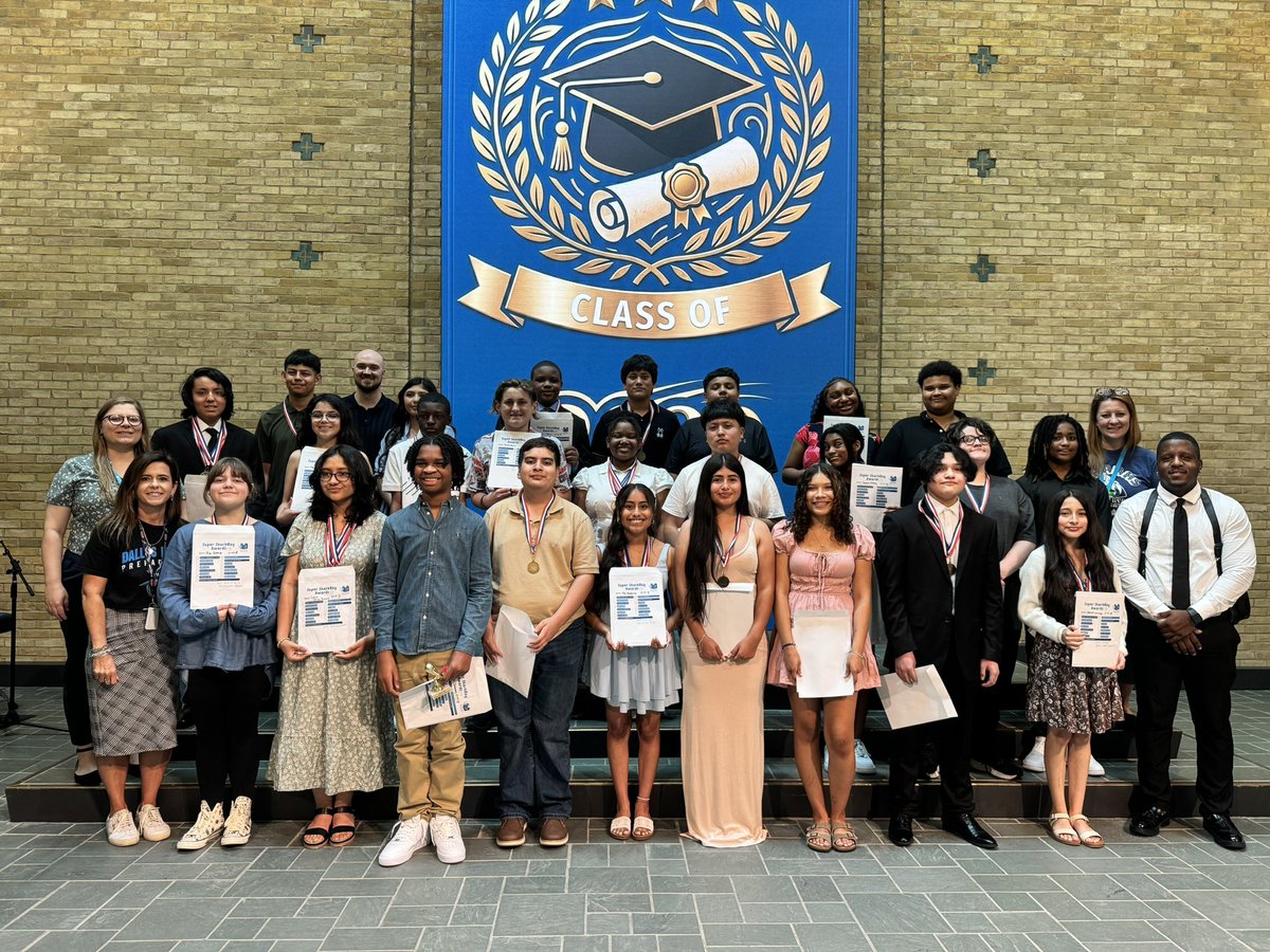 HybridPrep's tweet photo. The Shark Ray Awards Ceremony was a special reminder of how much these students have grown, achieved, and overcome this year. Excited to see all that’s ahead for them. 💙#onceasharkrayalwaysasharkray https://t.co/ywWcNhKqVS