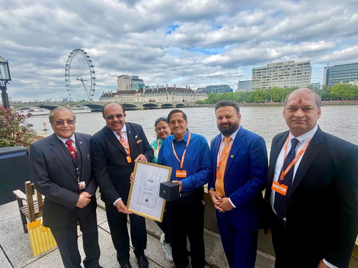 World Book of Records tweet media